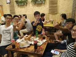 南丹烧烤加盟,学烧烤技术,开烧烤店多少钱疯狂烤翅加盟